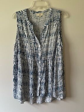 Cynthia Rowley Sleeveless Blouse 1X White Blue Split Neck Lightweight